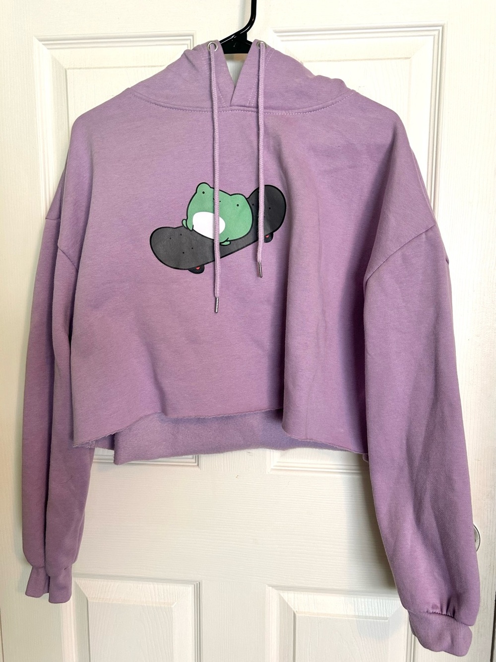 Lavender Frog Skate Cropped Hoodie - Women